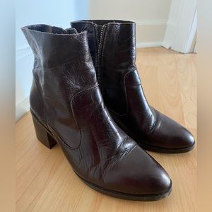 L'intervalle Leather Boots (size 37)